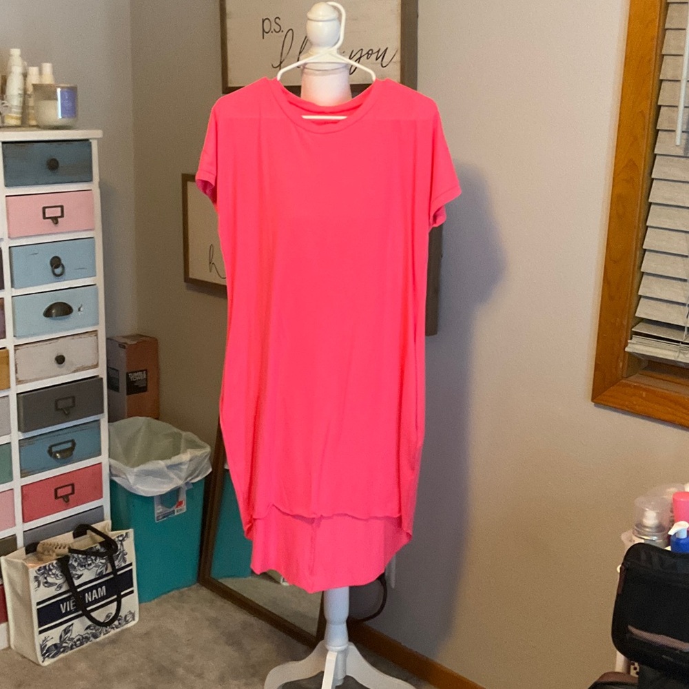 Vibrant Pink Short Sleeve Dress